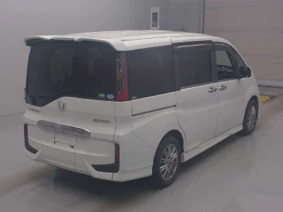 Honda STEPWGN SPADA