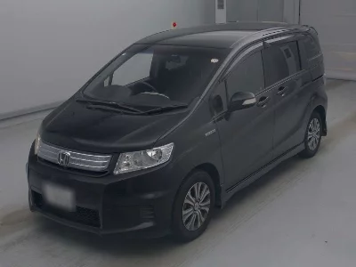 Honda FREED SPIKE HYBRID