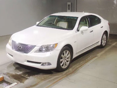 Lexus LS460L