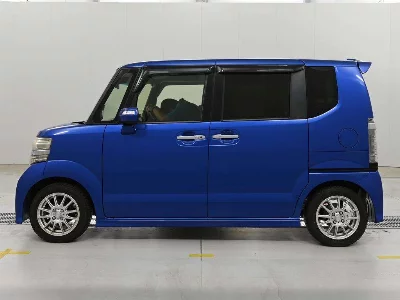 HONDA N BOX CUSTOM