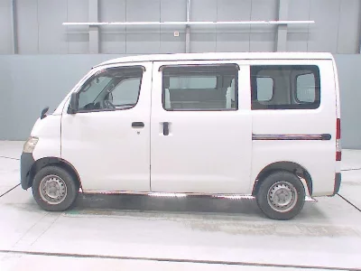 TOYOTA LITE ACE VAN
