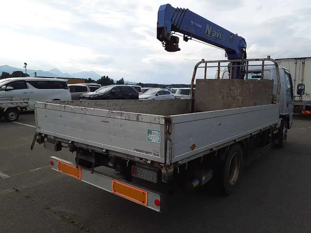 Isuzu Elf  с аукциона в Японии