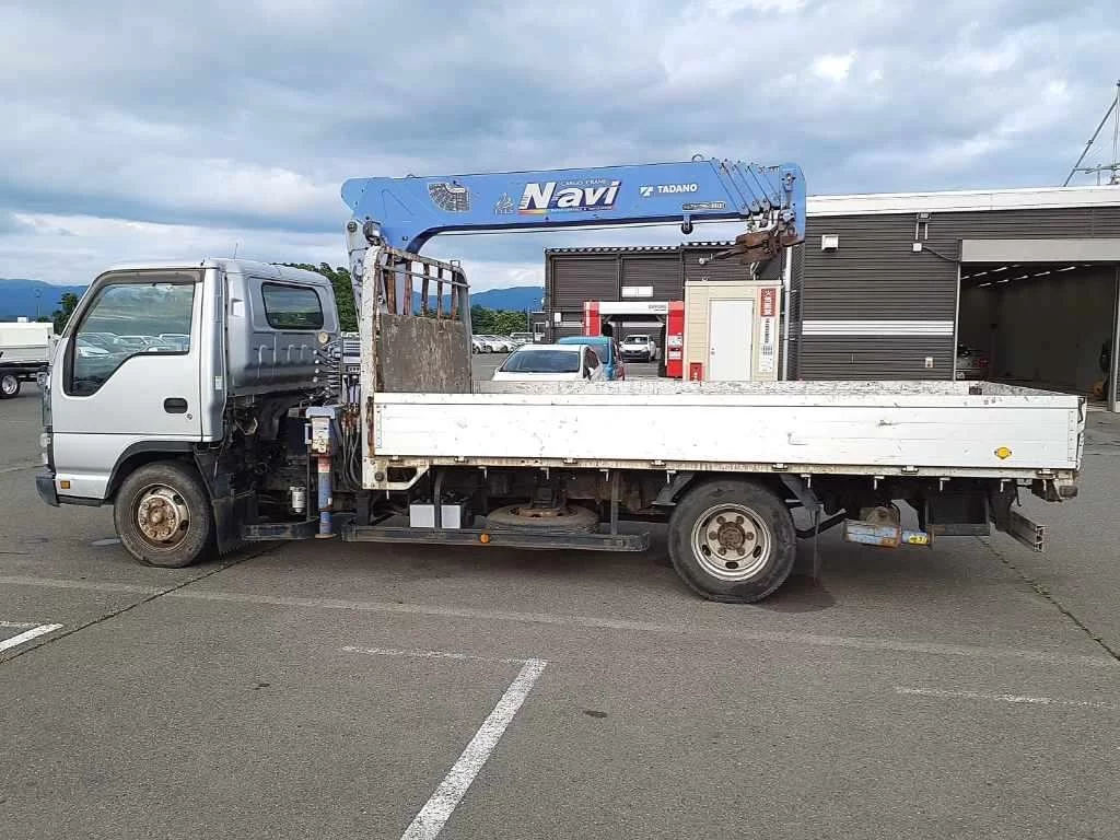 Isuzu Elf  с аукциона в Японии