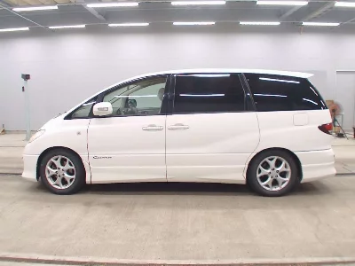 Toyota ESTIMA L
