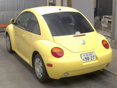 VOLKSWAGEN NEW BEETLE