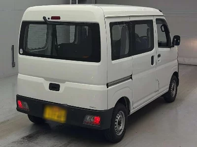 TOYOTA PIXIS VAN