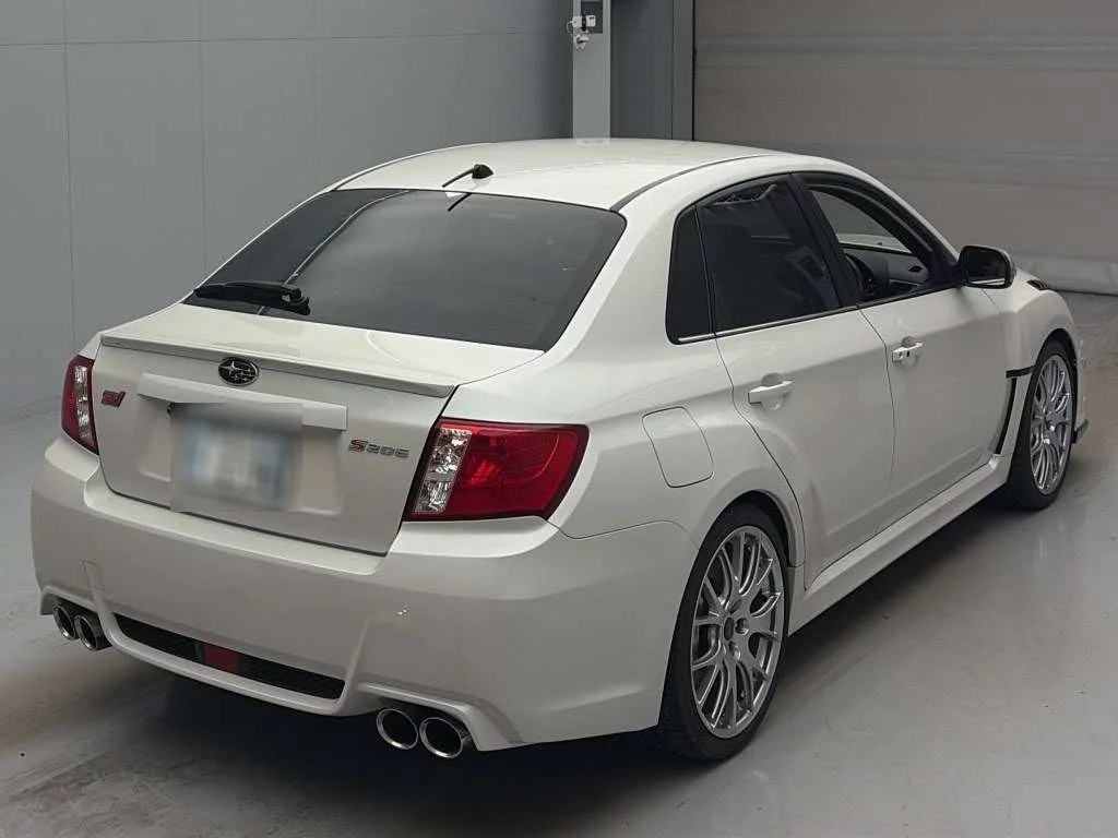 Subaru Impreza  с аукциона в Японии
