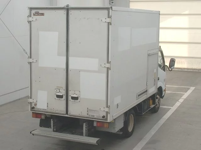 Toyota ToyoAce  с аукциона в Японии