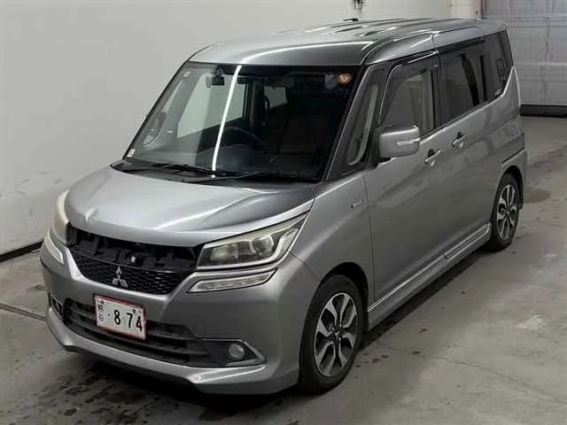 Mitsubishi Delica D:2  с аукциона в Японии