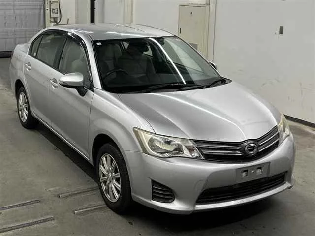 Toyota Corolla Axio  с аукциона в Японии