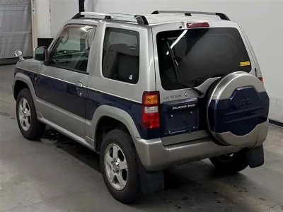 MITSUBISHI PAJERO MINI