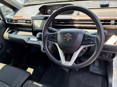 SUZUKI WAGON R CUSTOM Z