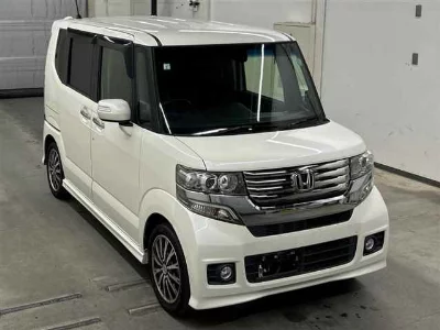 Honda N BOX CUSTOM