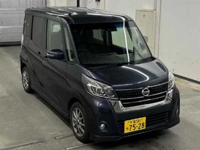 NISSAN DAYZ ROOX