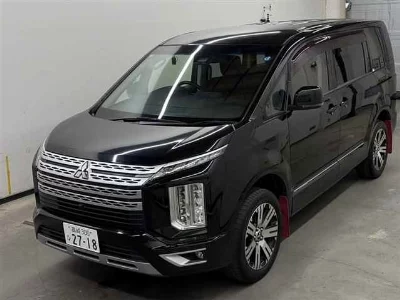 MITSUBISHI DELICA D:5