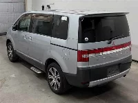 Цена авто Mitsubishi  с аукционов Японии, номер кузова CV5W, пробег 155 000, оценка 2
