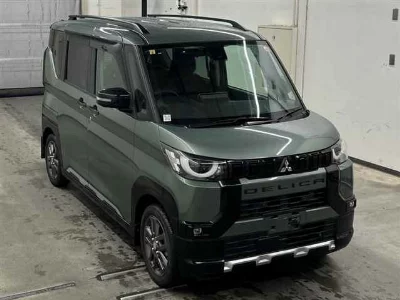 MITSUBISHI DELICA MINI