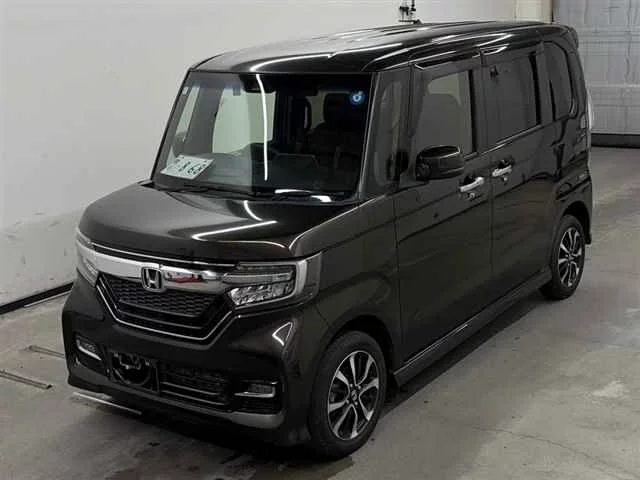 Honda N BOX CUSTOM  с аукциона в Японии