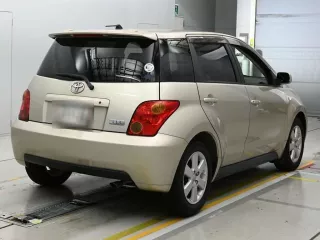 Toyota Ist