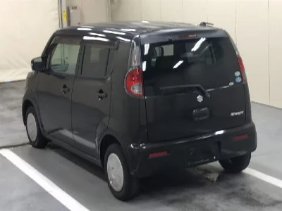 SUZUKI MRWAGON
