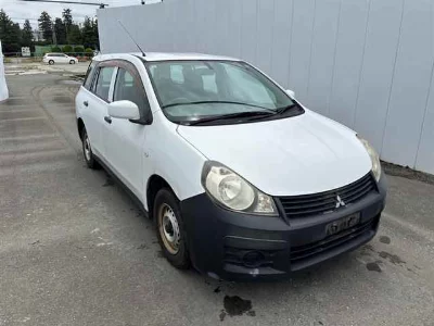 MITSUBISHI LANCER CARGO