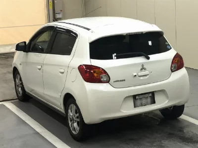 MITSUBISHI MIRAGE