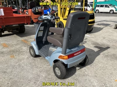 SUZUKI SENI RED 