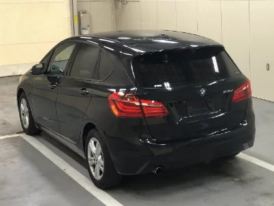 BMW 2 SERIES