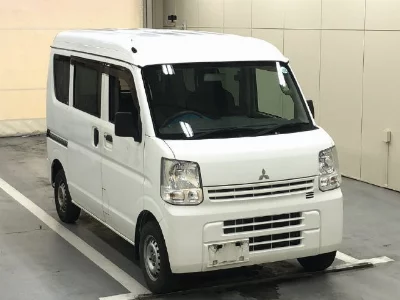 MITSUBISHI MINICAB