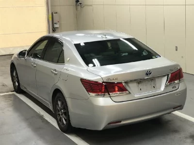 Toyota CROWN HYBRID