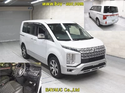 MITSUBISHI DELICA D:5