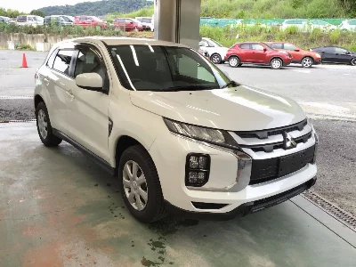 MITSUBISHI RVR