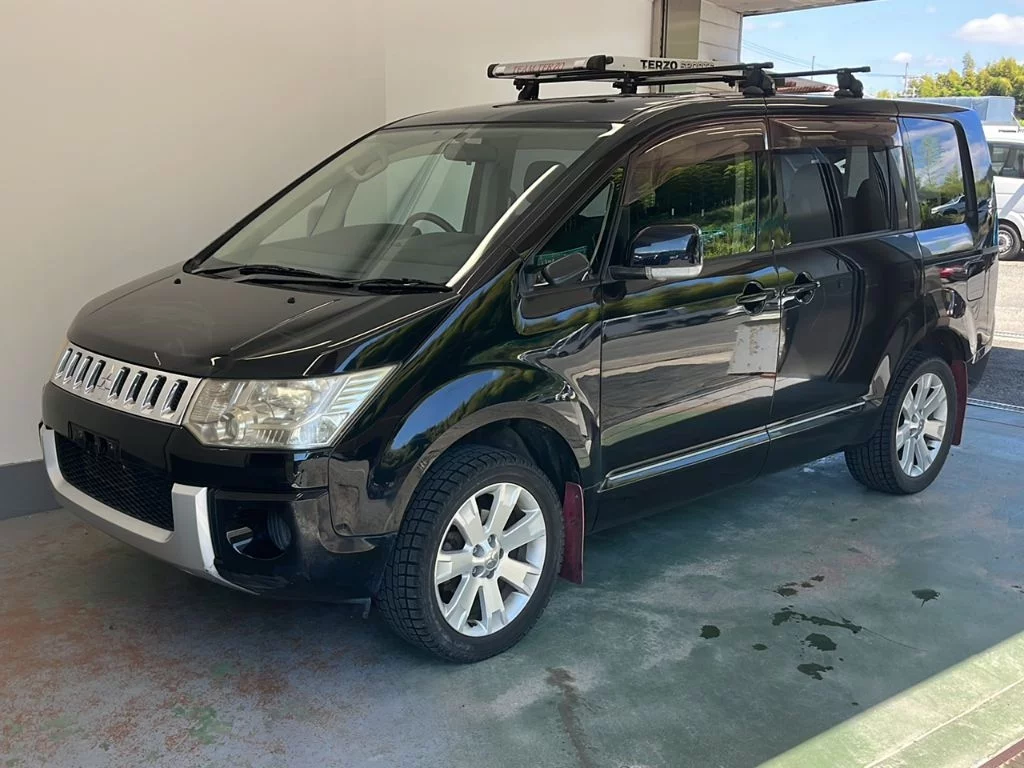 Mitsubishi Delica D:5  с аукциона в Японии