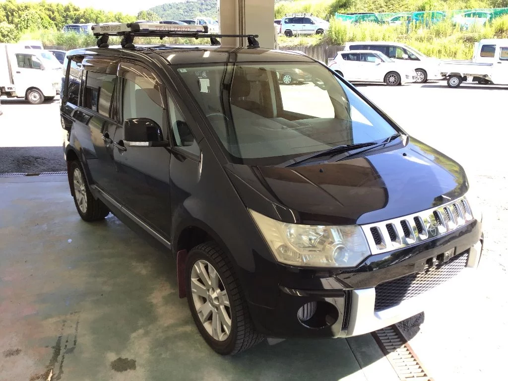 Mitsubishi Delica D:5  с аукциона в Японии