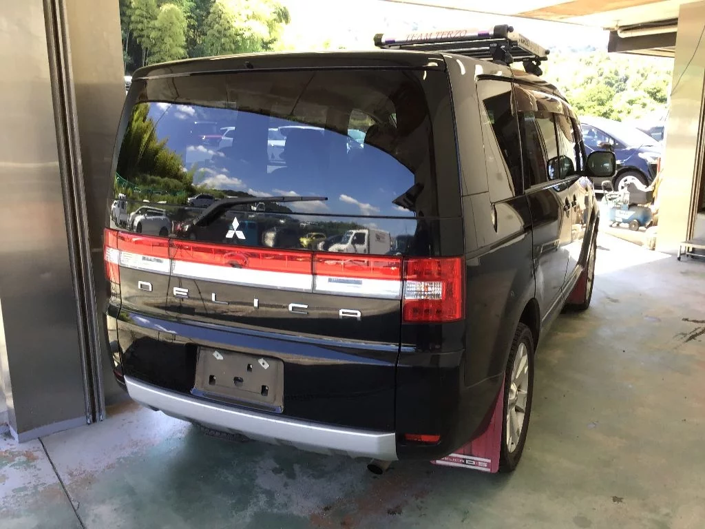 Mitsubishi Delica D:5  с аукциона в Японии