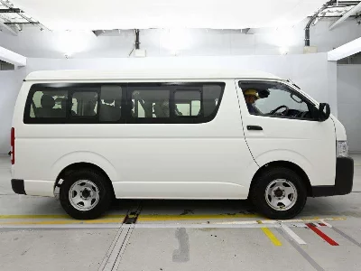 TOYOTA HIACE WAGON