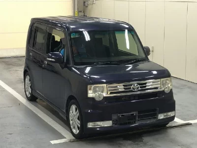 Toyota Pixis Space