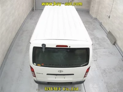 Toyota HiAce Van