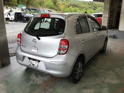 Nissan March
