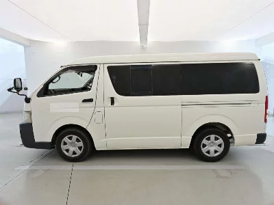 Toyota HIACE WAGON