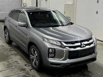 MITSUBISHI RVR