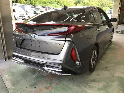 Toyota Prius PHV