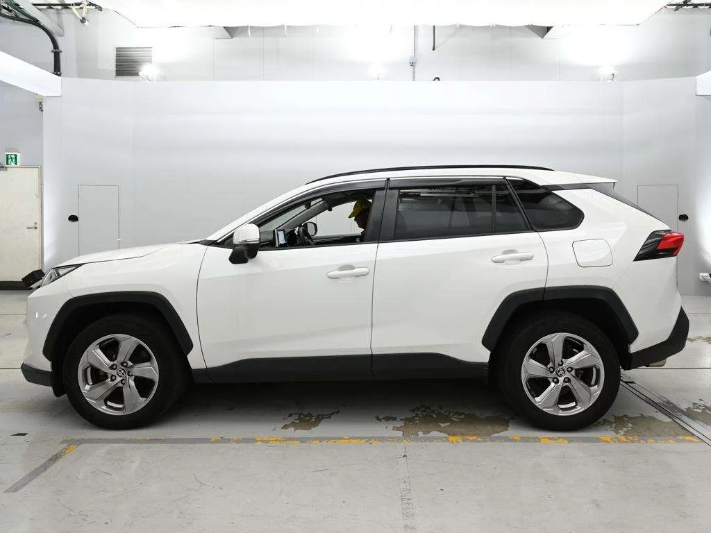 Toyota RAV4  с аукциона в Японии