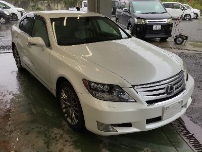 LEXUS LS