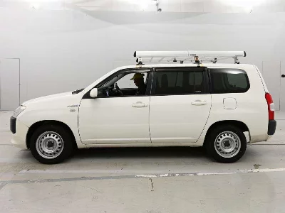 TOYOTA SUCCEED WAGON