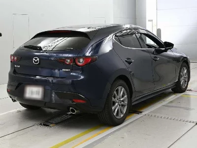 MAZDA MAZDA3 FASTBACK