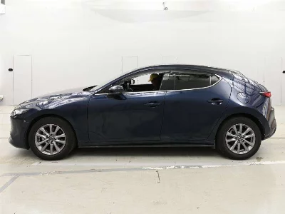 MAZDA MAZDA3 FASTBACK