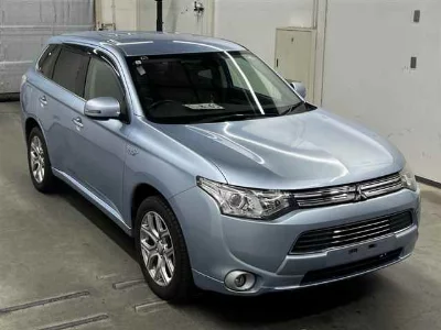MITSUBISHI OUTLANDER PHEV