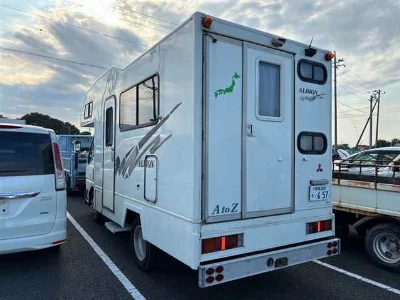 MITSUBISHI CANTER
