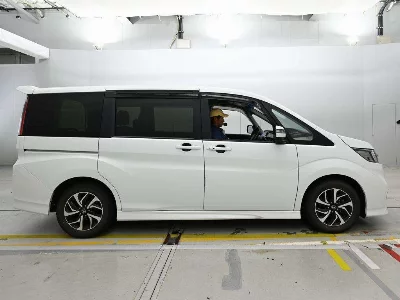 Honda STEPWGN SPADA